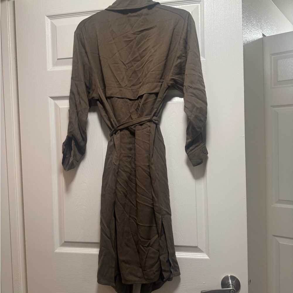 Carly Jean Los Angeles Olive Green Trench - Picture 7 of 10